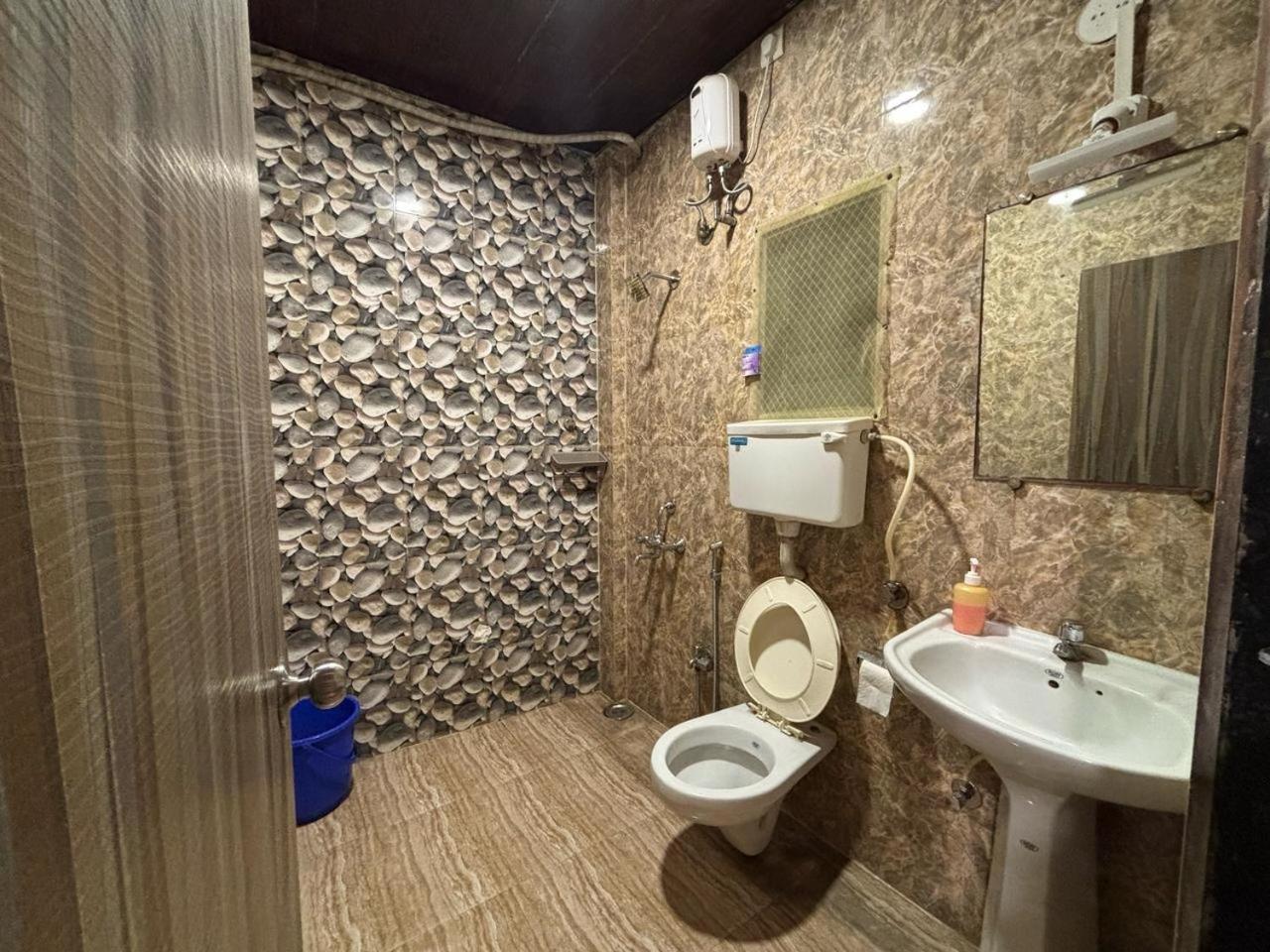 Rockdale Hotel & Resort Mira-Bhayandar Dış mekan fotoğraf